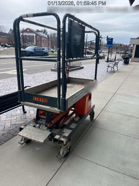 2021 JLG 1030P