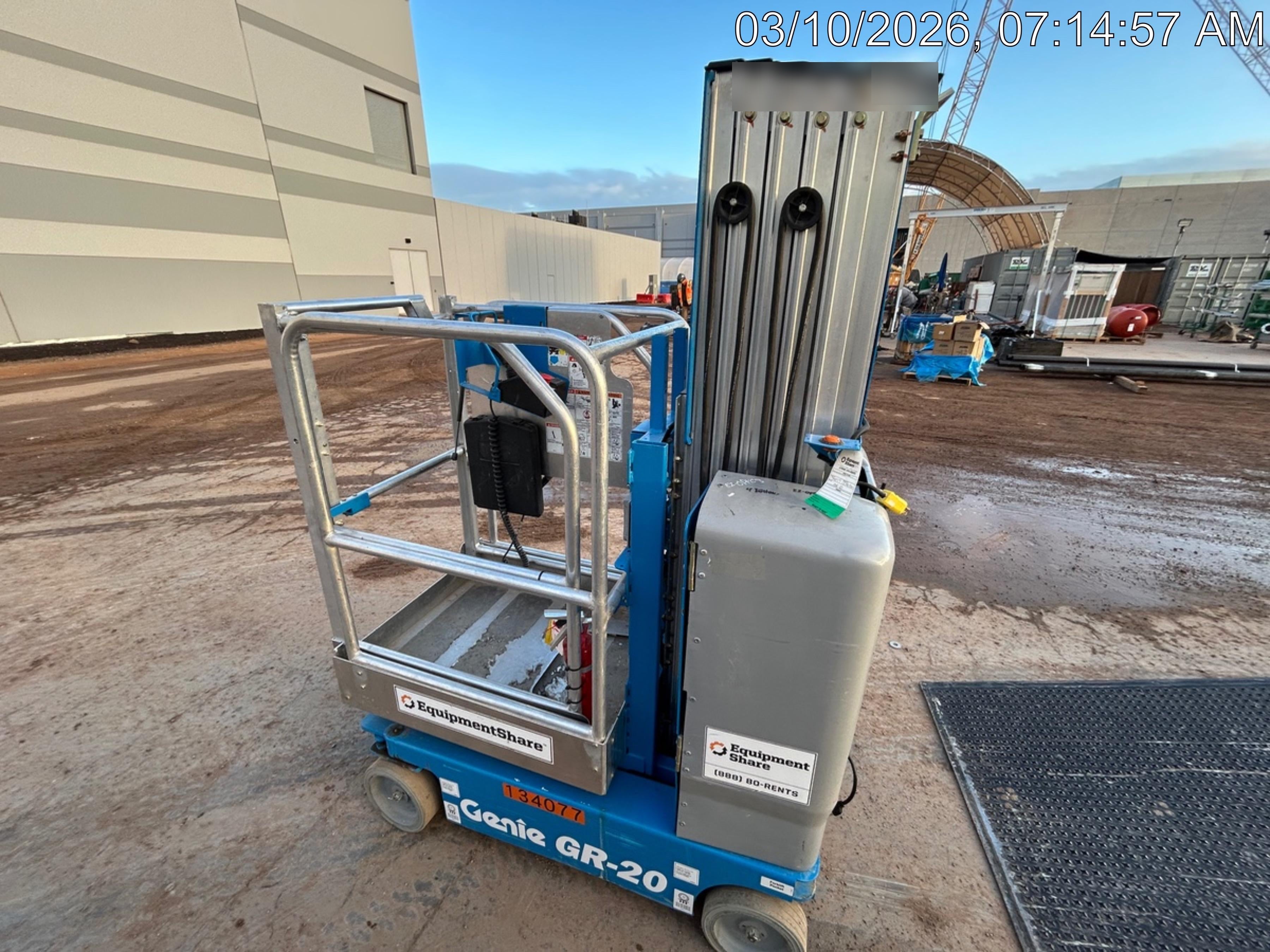 2021 GENIE GR-20