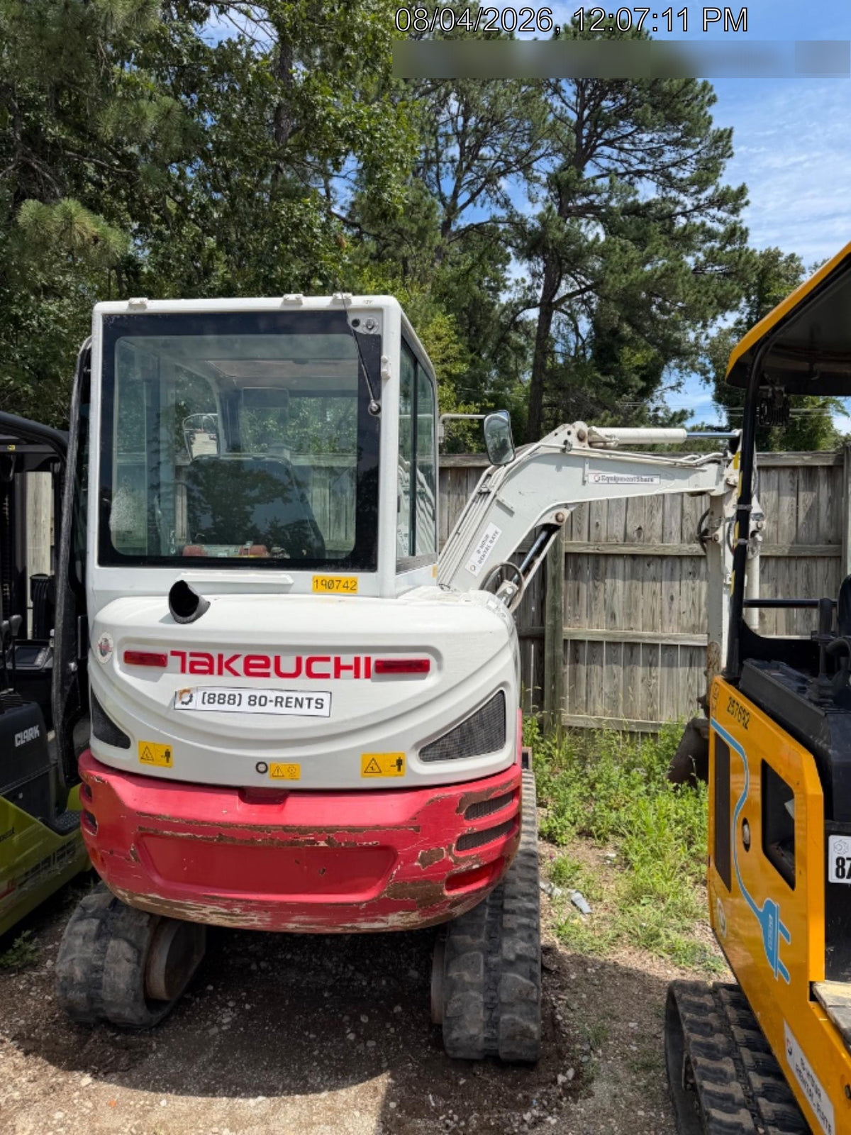 2021 TAKEUCHI TB235-2CR