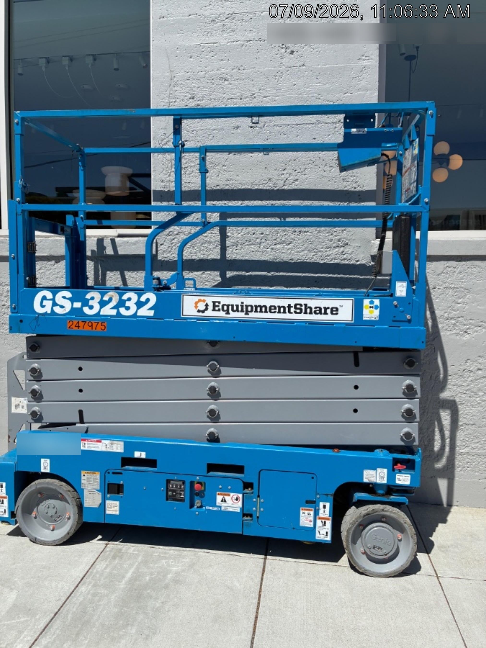 2022 GENIE GS-3232