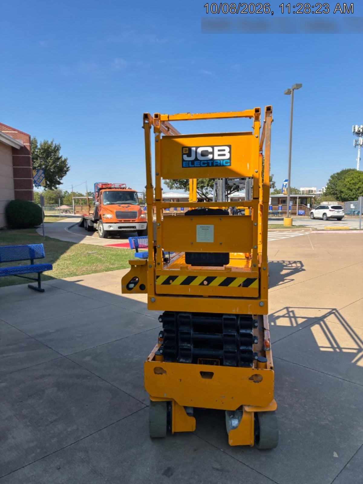 2024 JCB S1932E
