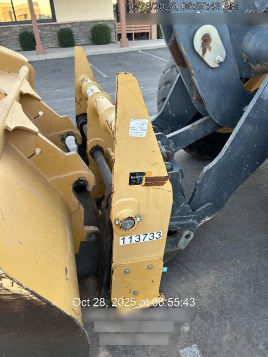 2020 JOHN DEERE 96" Loader Fork Carriage - John Deere