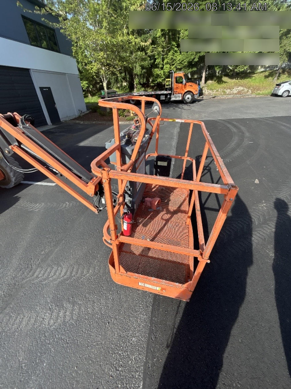 2019 JLG 450AJ