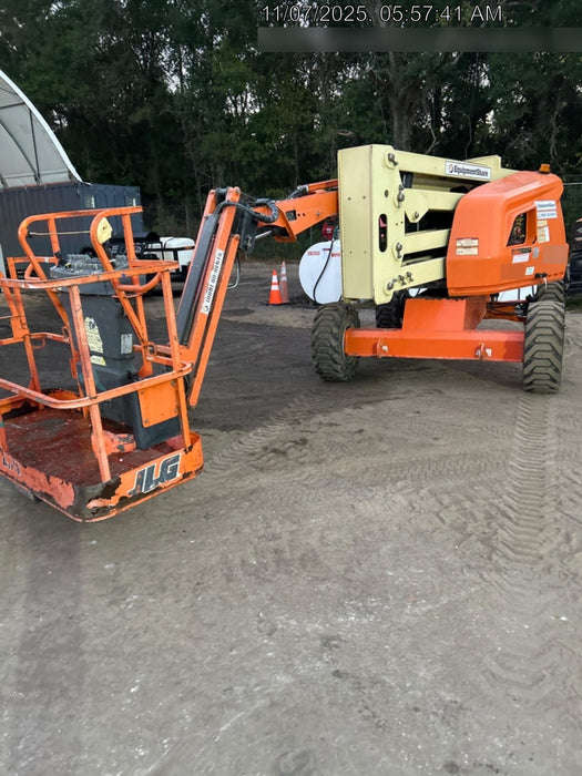2019 JLG 450AJ