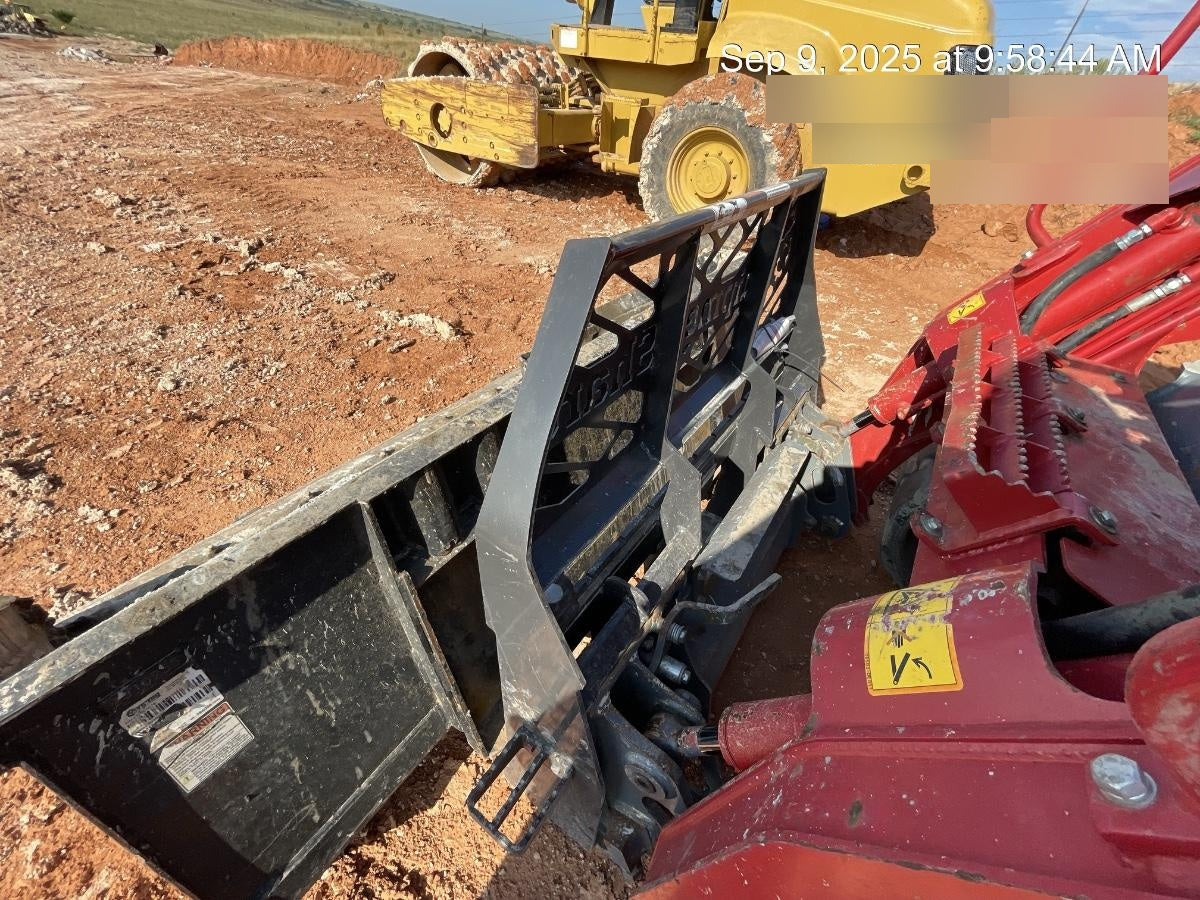 2025 PALADIN 72" Skid Steer Forks