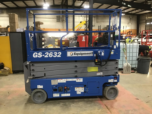 2019 Genie GS-2632 Folding rails with half height swing gate
