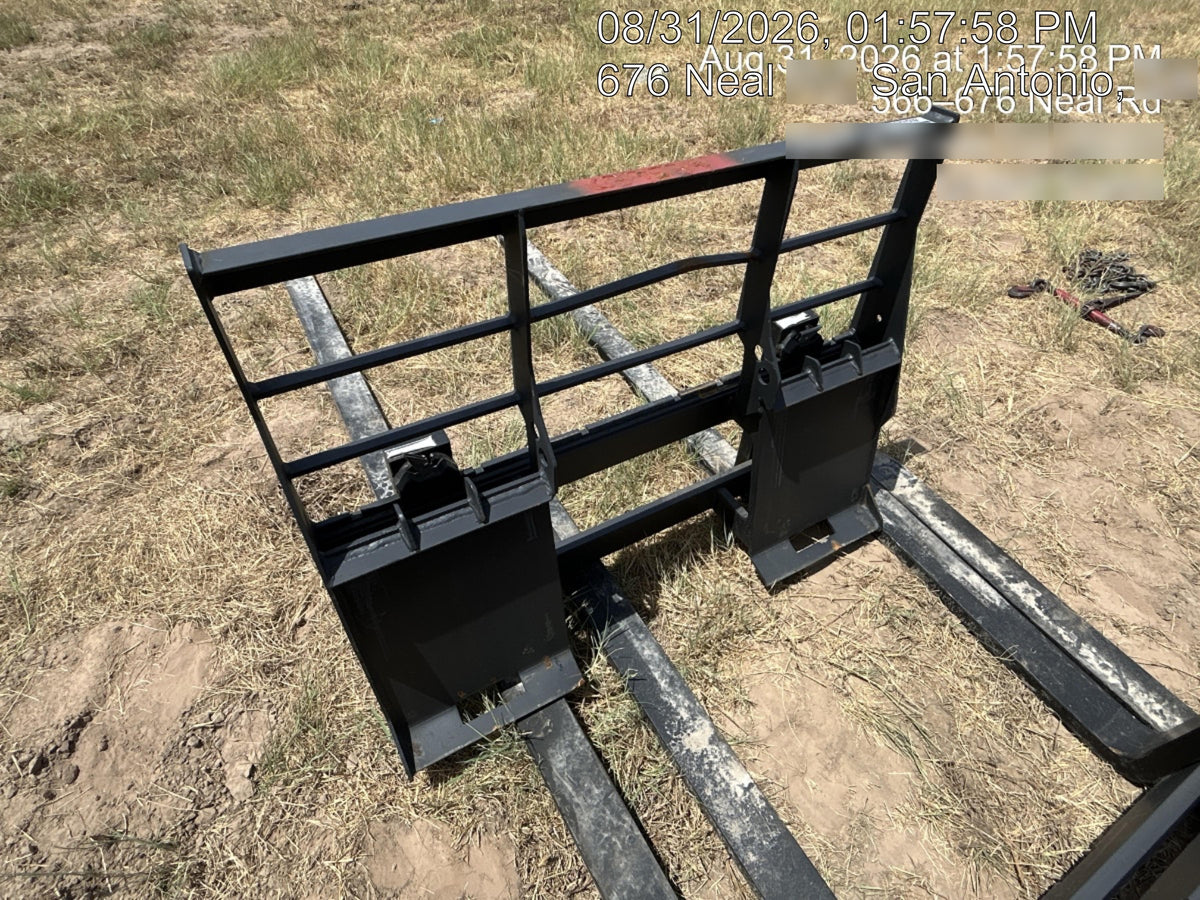 2026 ARROW MATERIAL HANDLING 48" Pallet Forks - Arrow