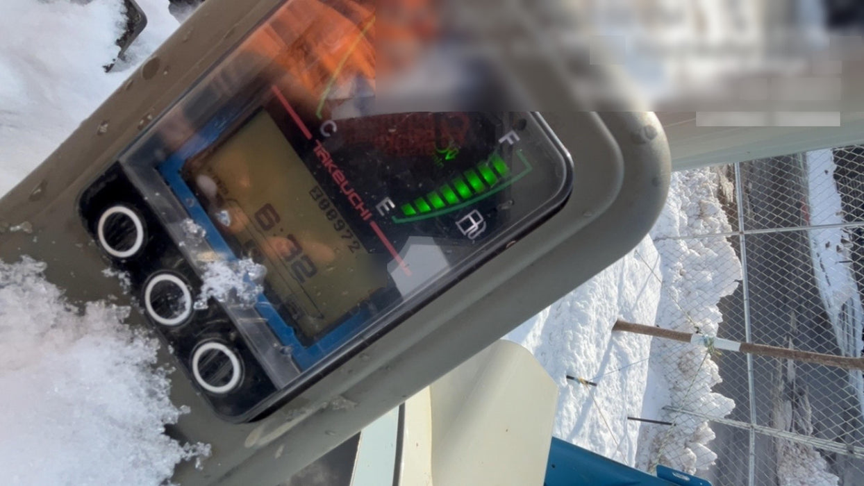 2021 TAKEUCHI TB235-2R