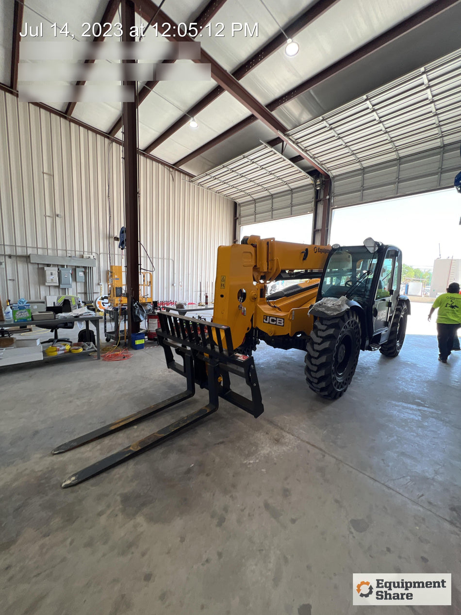 2023 JCB 509-42