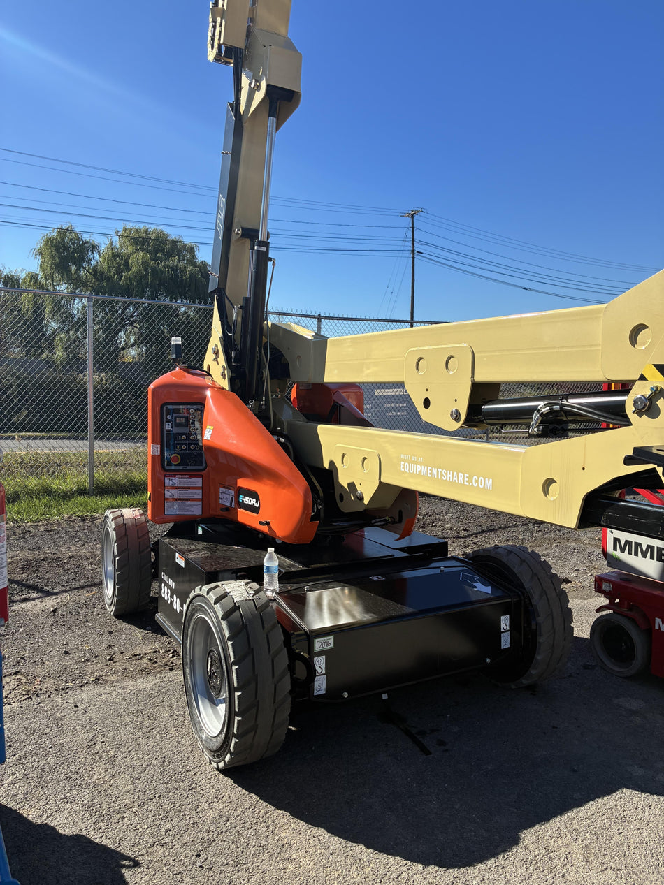 2026 JLG E450AJ