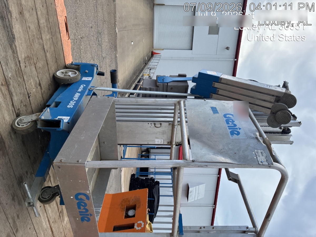 2019 GENIE AWP-30S