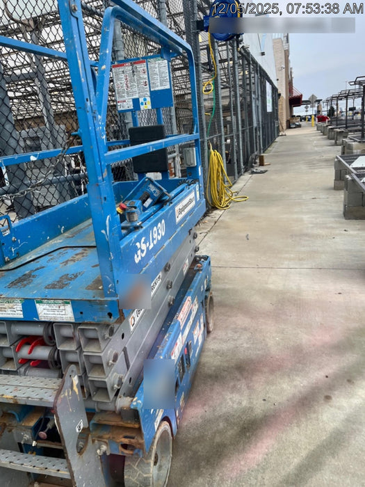 2019 Genie GS-1930 Fixed Rails with Chain Entry