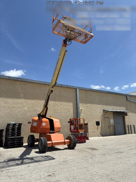 2019 JLG 400S