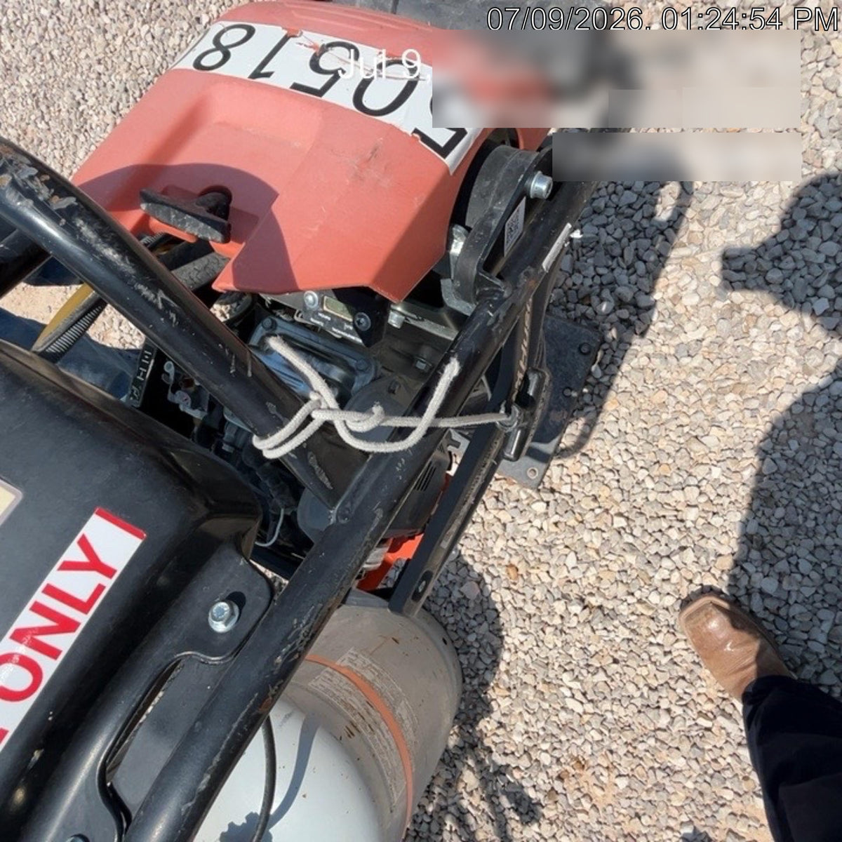 2025 HUSQVARNA LT6005