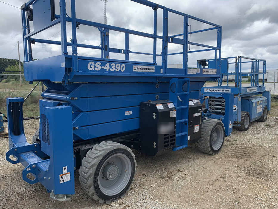 2020 GENIE GS-4390 RT