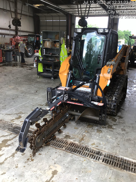 2021 CASE TR270B