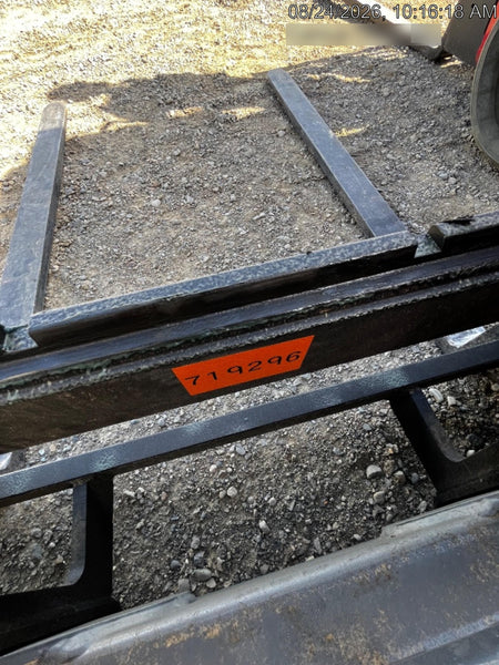 2026 ARROW MATERIAL HANDLING 72" Pallet Forks - Arrow