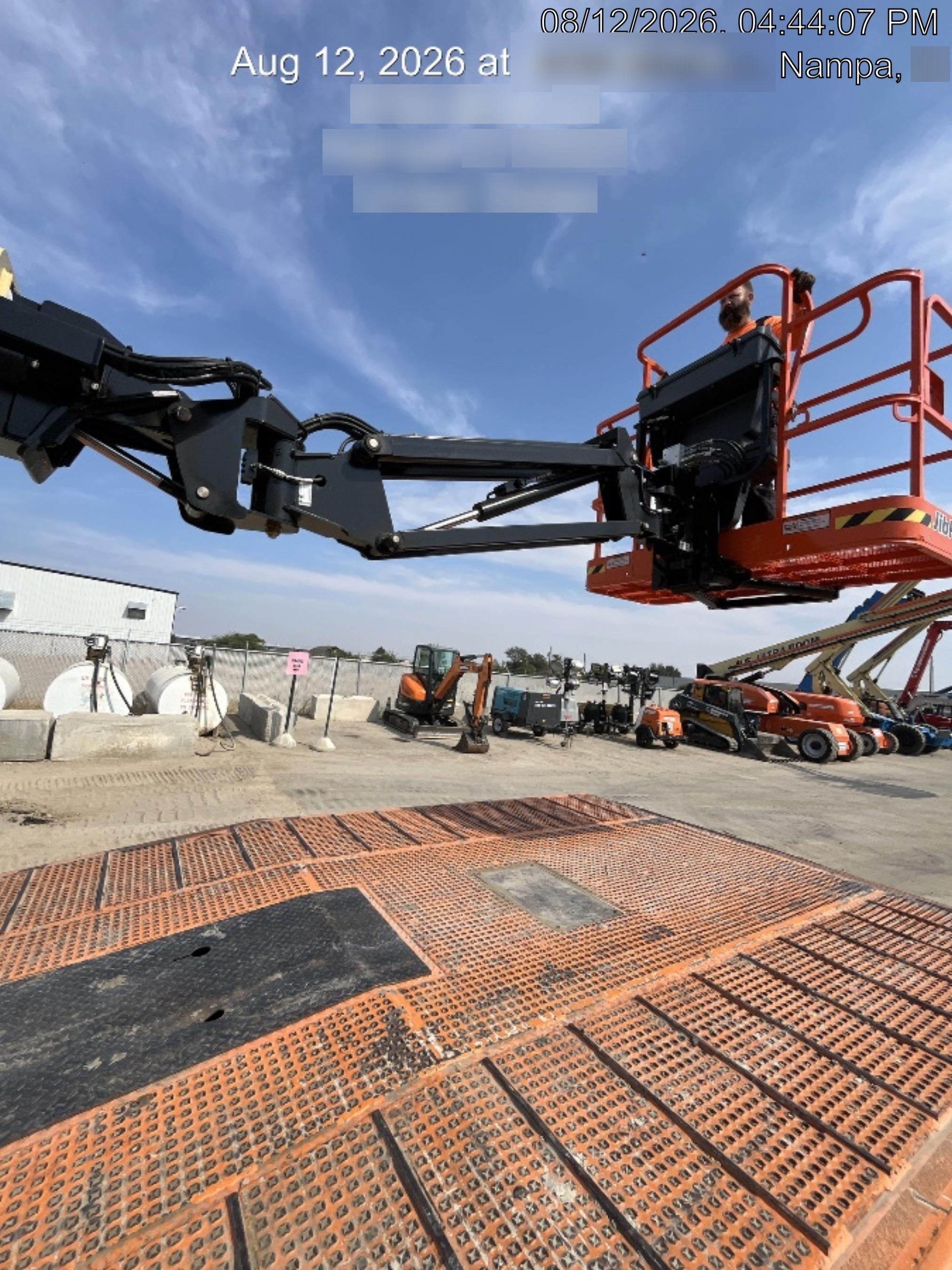 2026 JLG EC600SJP