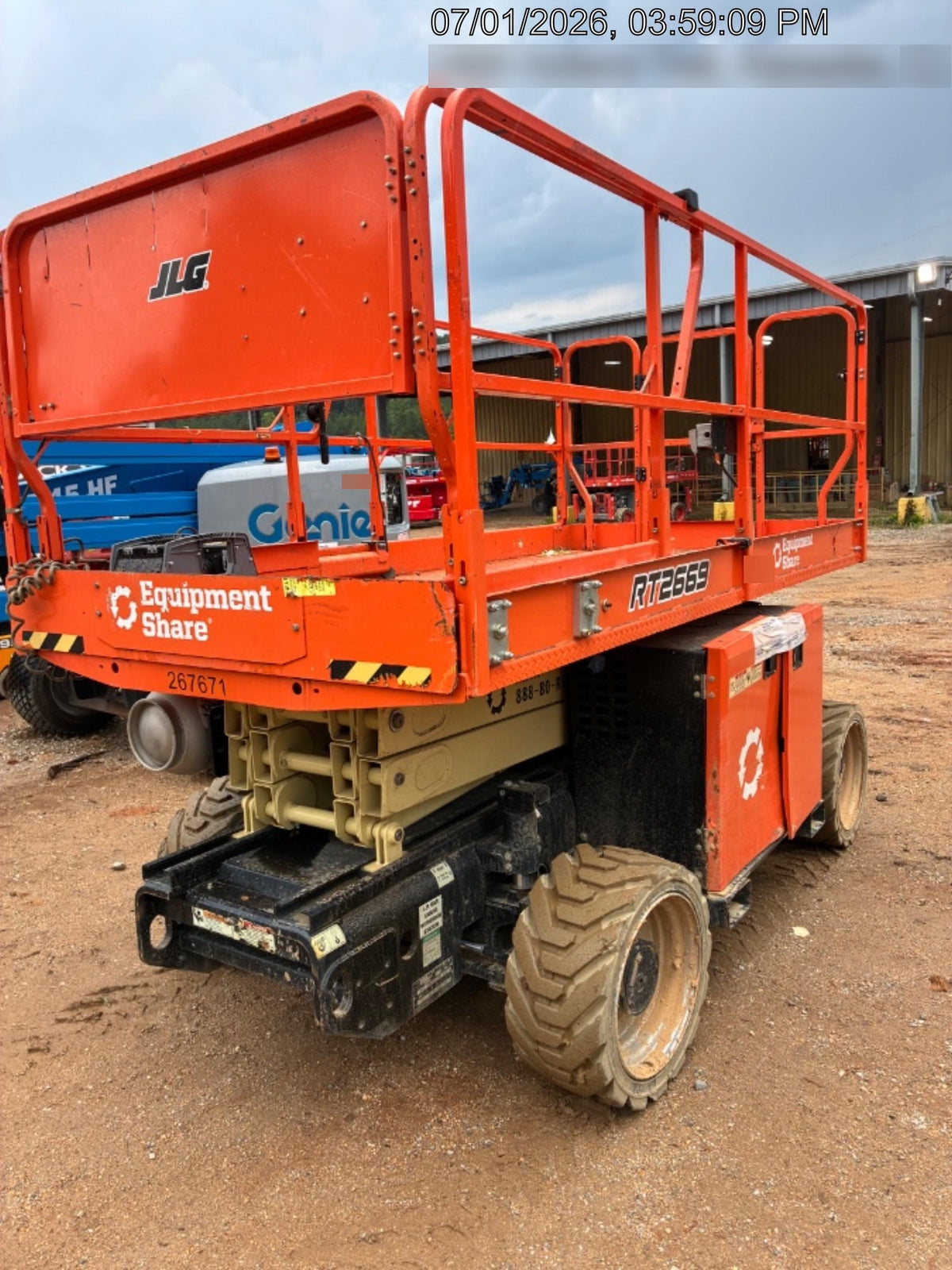 2022 JLG RT2669