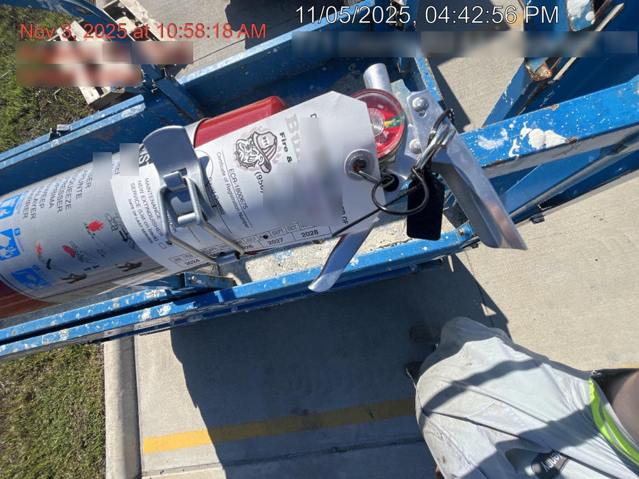 2017 Genie GS-3232 Genie GS3232 Narrow 32' Scissor Lift