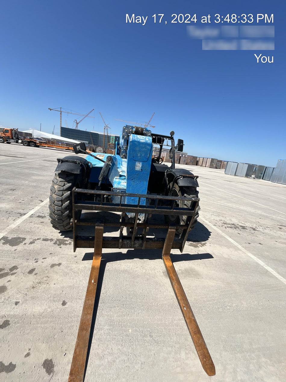 2018 Genie GTH-636 Genie GTH-636 w/Open ROPS, FF Tires, Work Light/Beacon, 48" Carriage and Forks