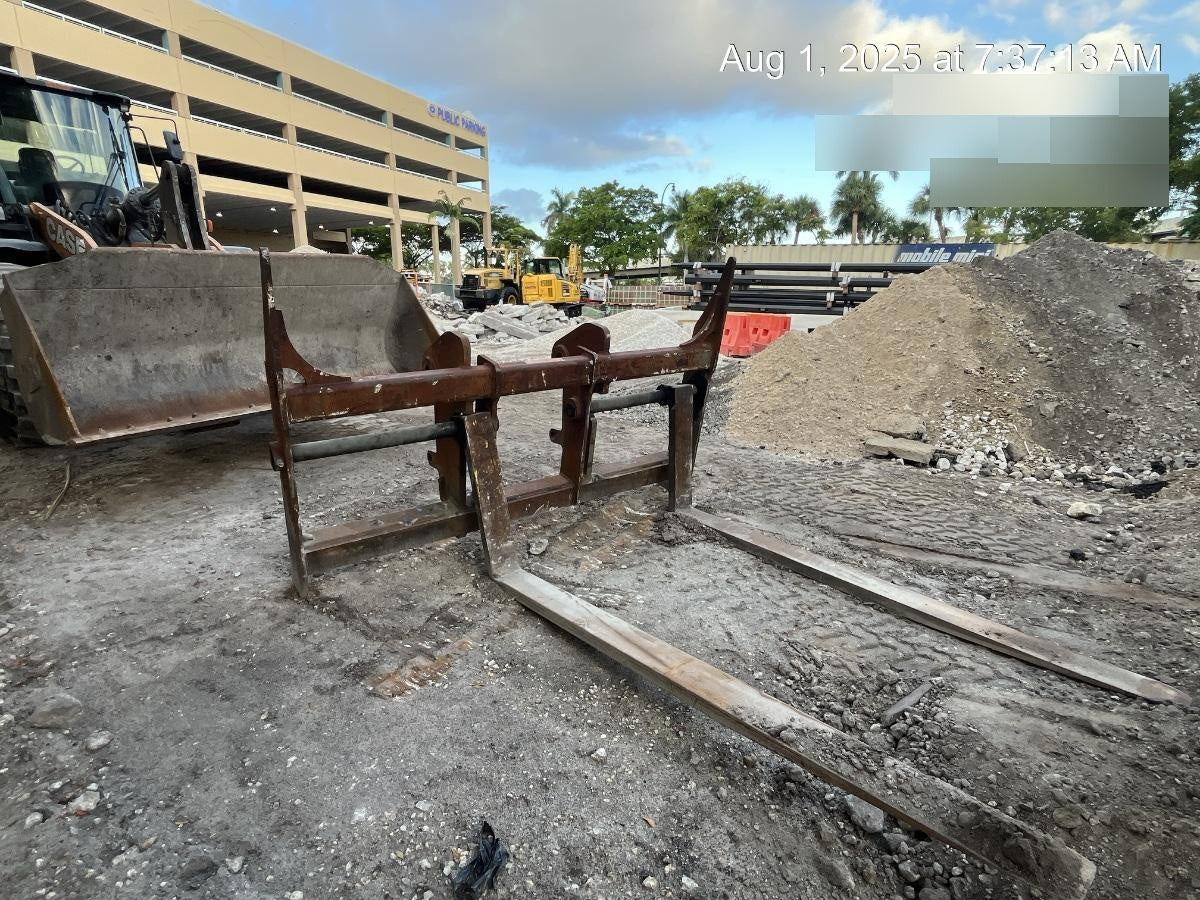 2014 WERK-BRAU 96" Loader Fork Carriage - Werk-Brau