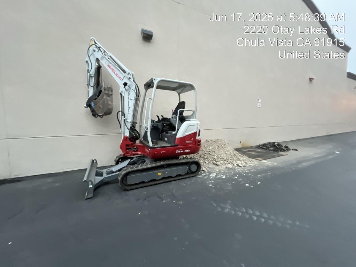 2025 TAKEUCHI TB235-2R