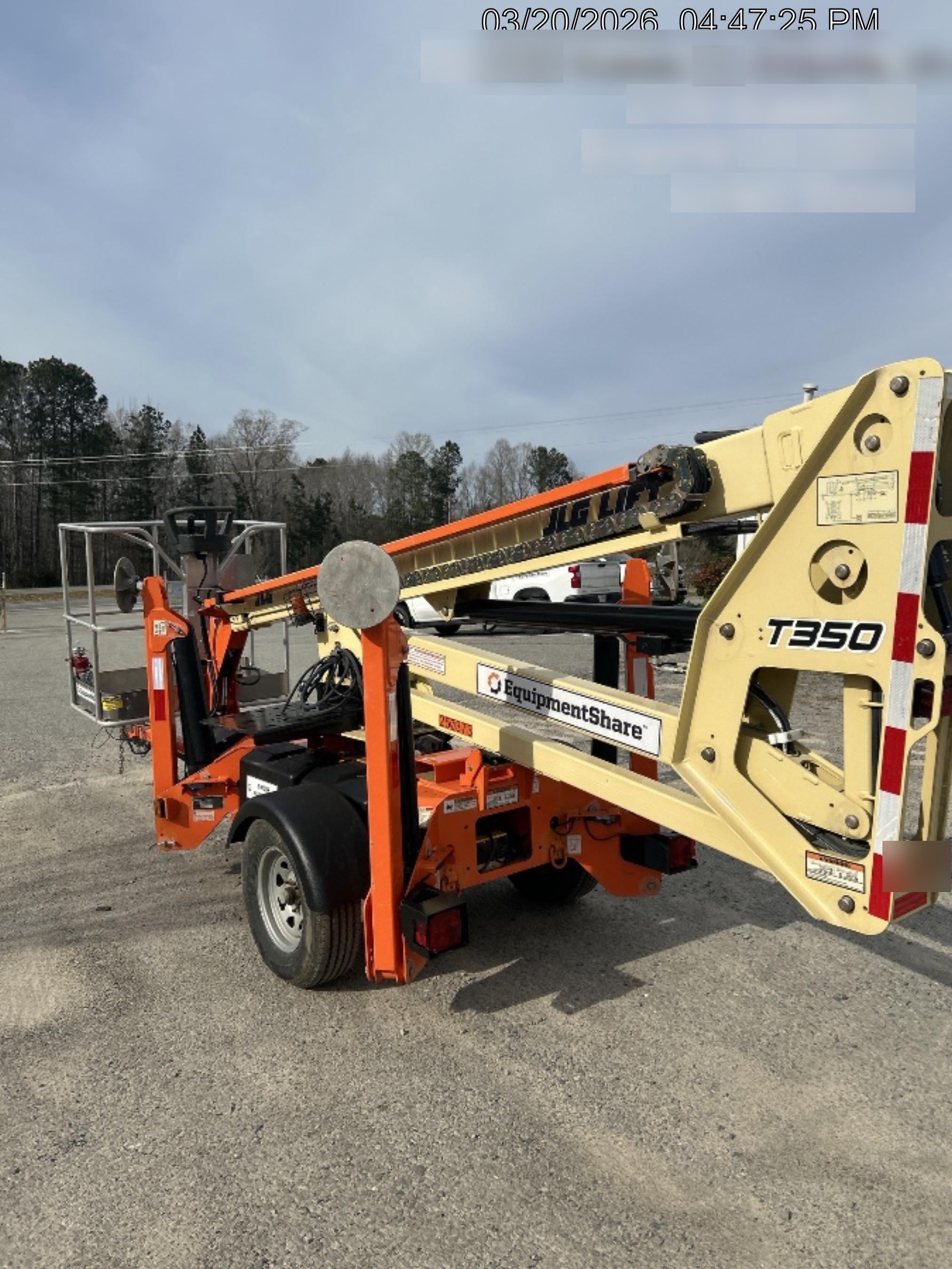 2022 JLG T350