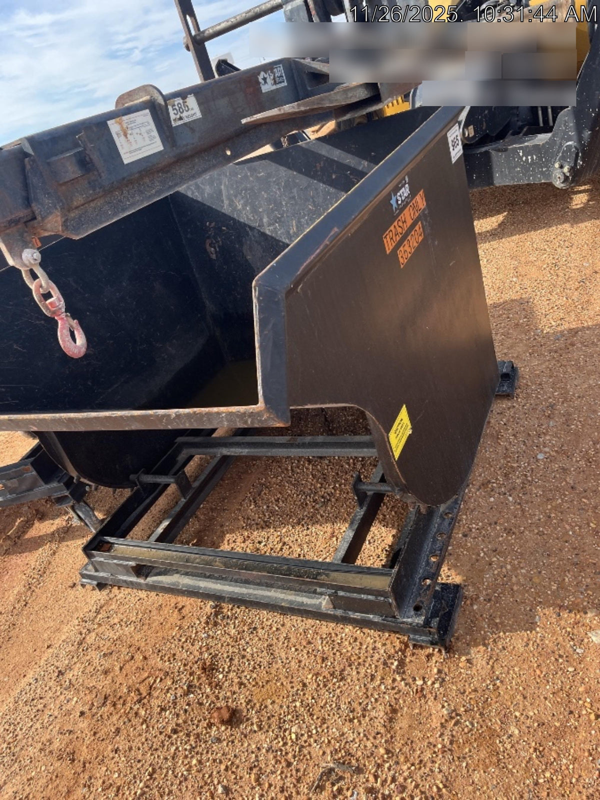 2023 STAR INDUSTRIES M-1820 - Self-Dump Hopper