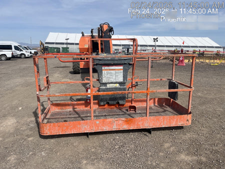 2017 JLG 660SJ