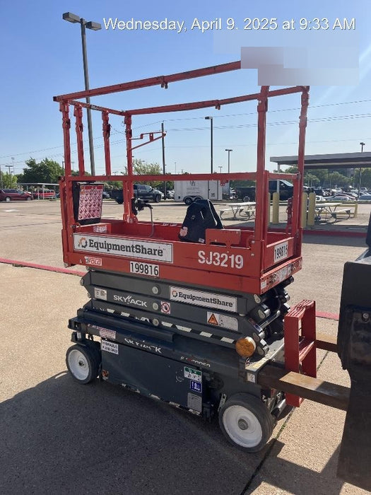 2021 SKYJACK SJ3219