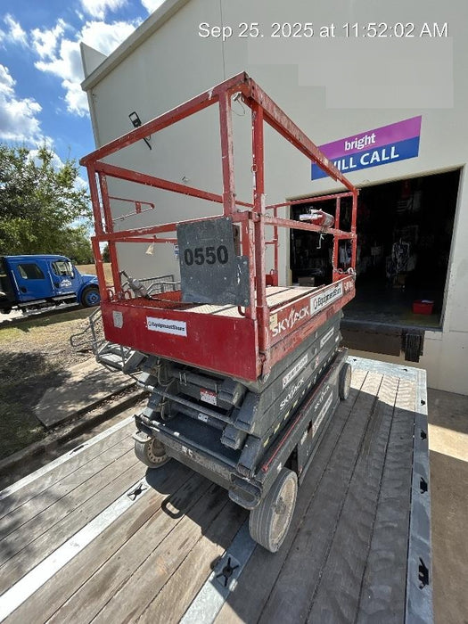 2015 Skyjack SJIII-4632 Skyjack SJIII-4632 32' Scissor Lift