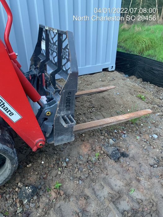 2021 PALADIN 48" Pallet Forks - Paladin