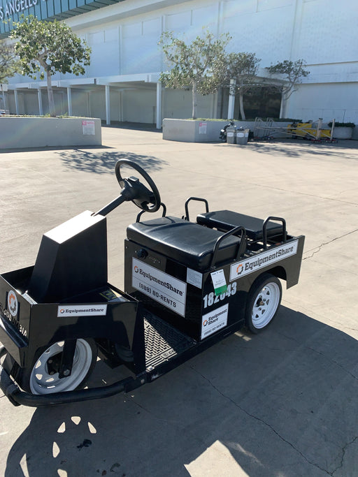 2021 Columbia Expeditor 3 wheel Expeditor, Steering Wheel, Solid Non marketing tires, Ball Hitch, Front bumper, Painted Black