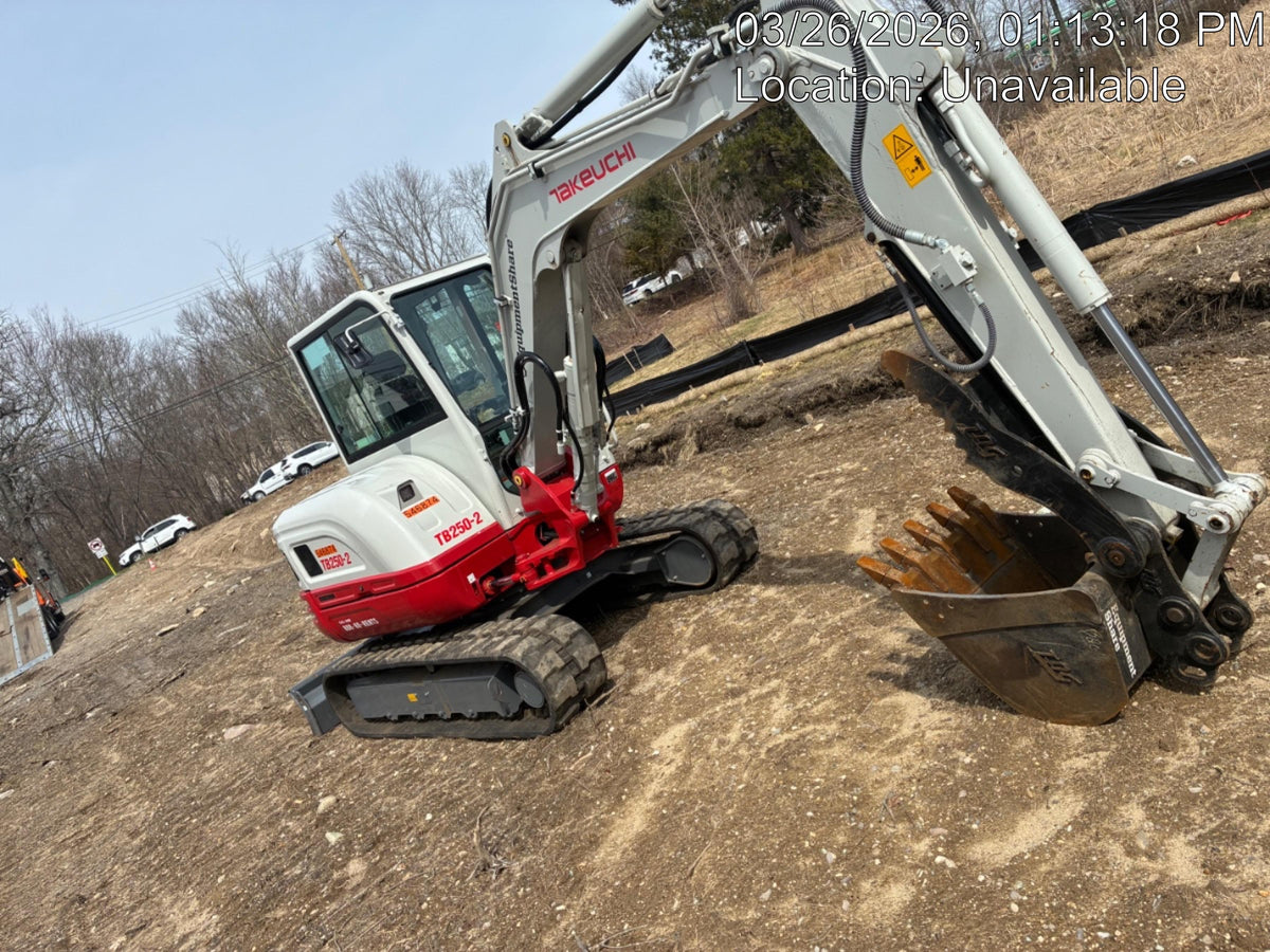2025 TAKEUCHI TB250-2CR