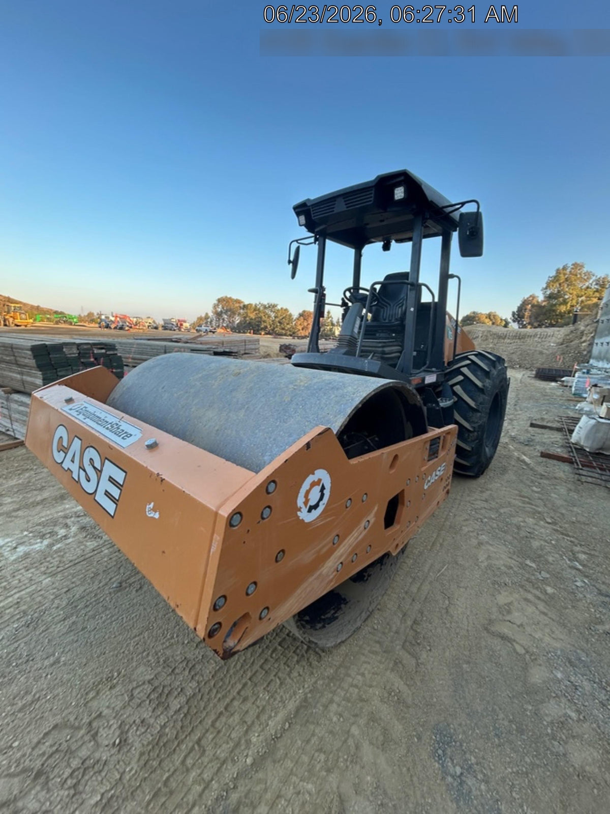 2023 CASE SV211E