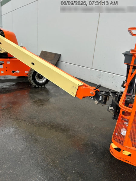 2021 JLG 400S