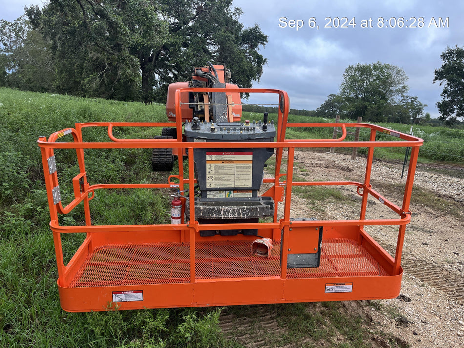 2022 JLG 660SJ Quad Track