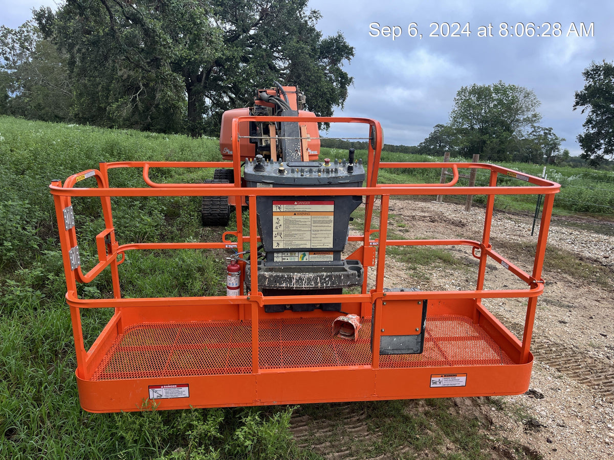 2022 JLG 660SJ Quad Track