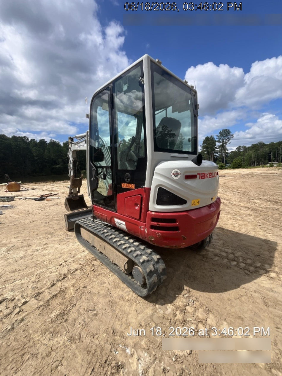 2023 TAKEUCHI TB235-2CR