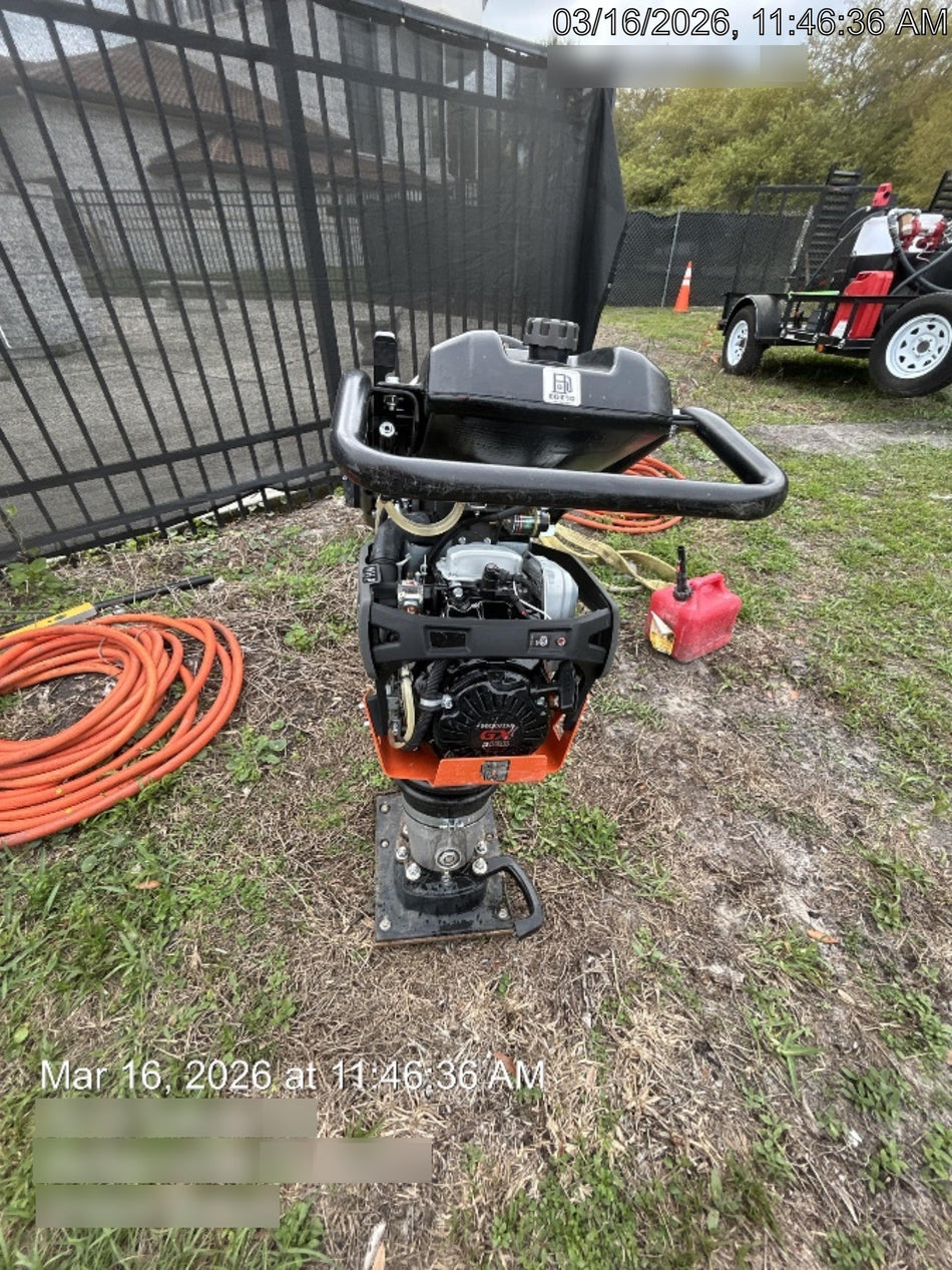 2026 HUSQVARNA LT6005