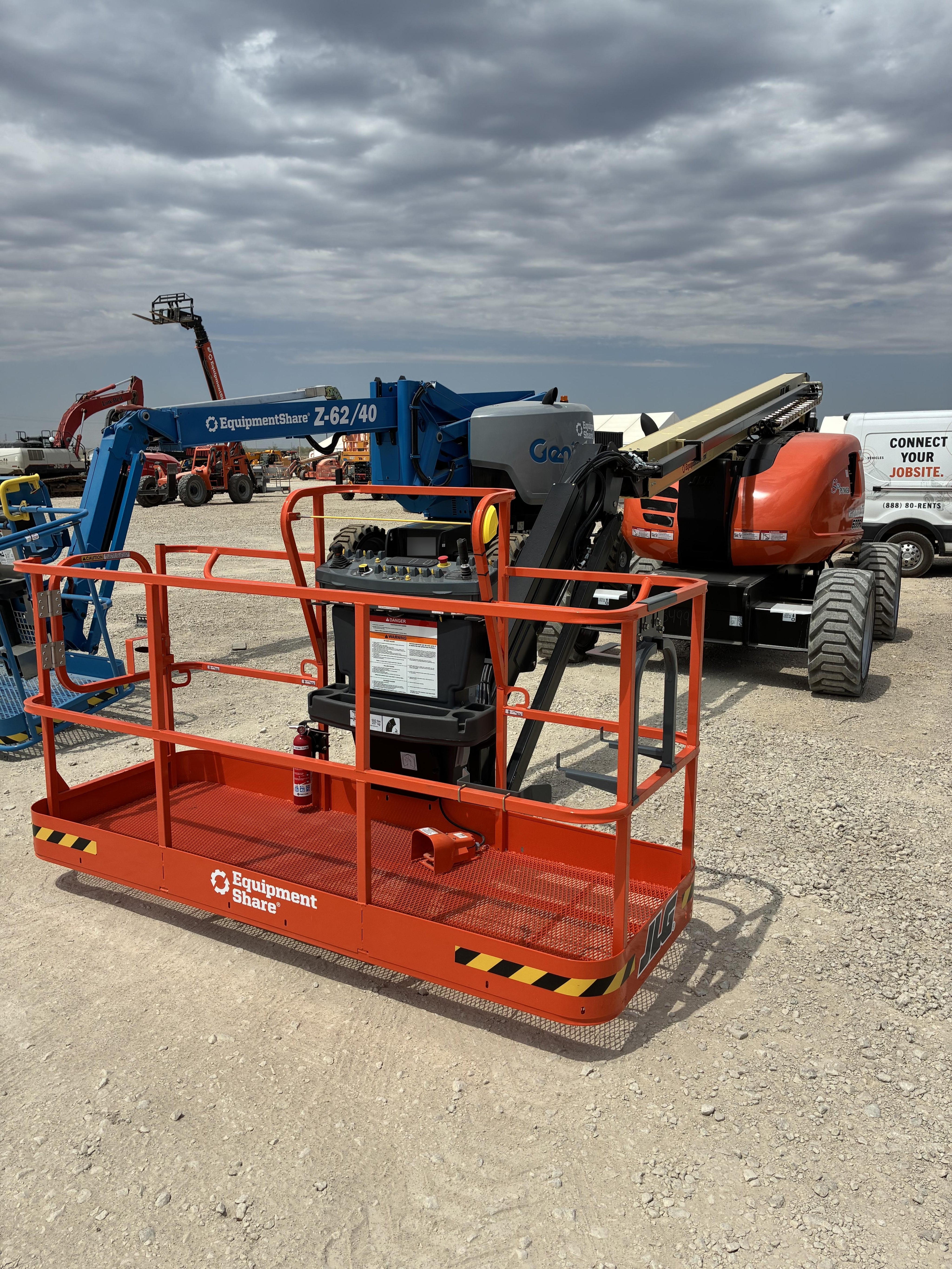 2026 JLG 600AJ