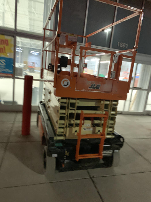2021 JLG R3246