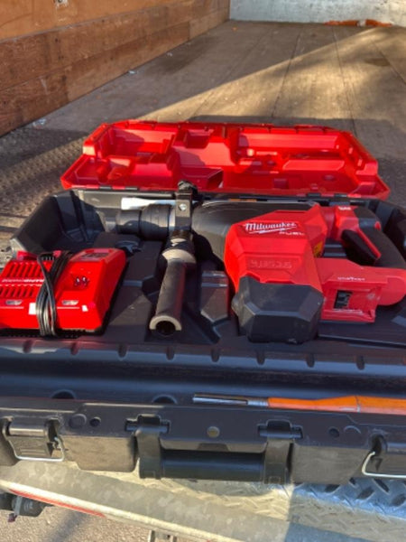 2024 MILWAUKEE 2718-22HD