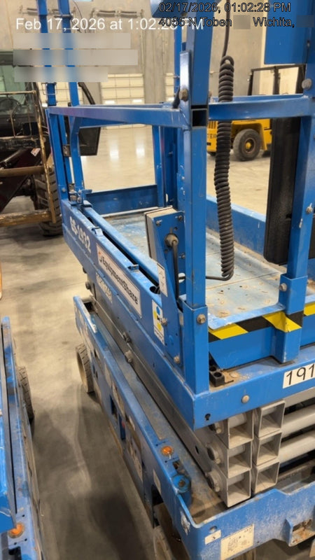 2021 GENIE GS-1932