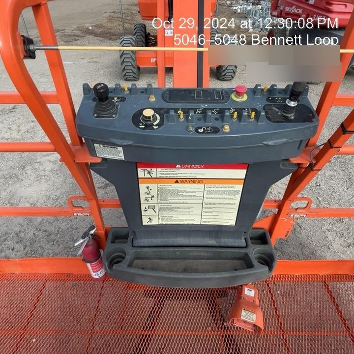 2021 JLG 460SJ