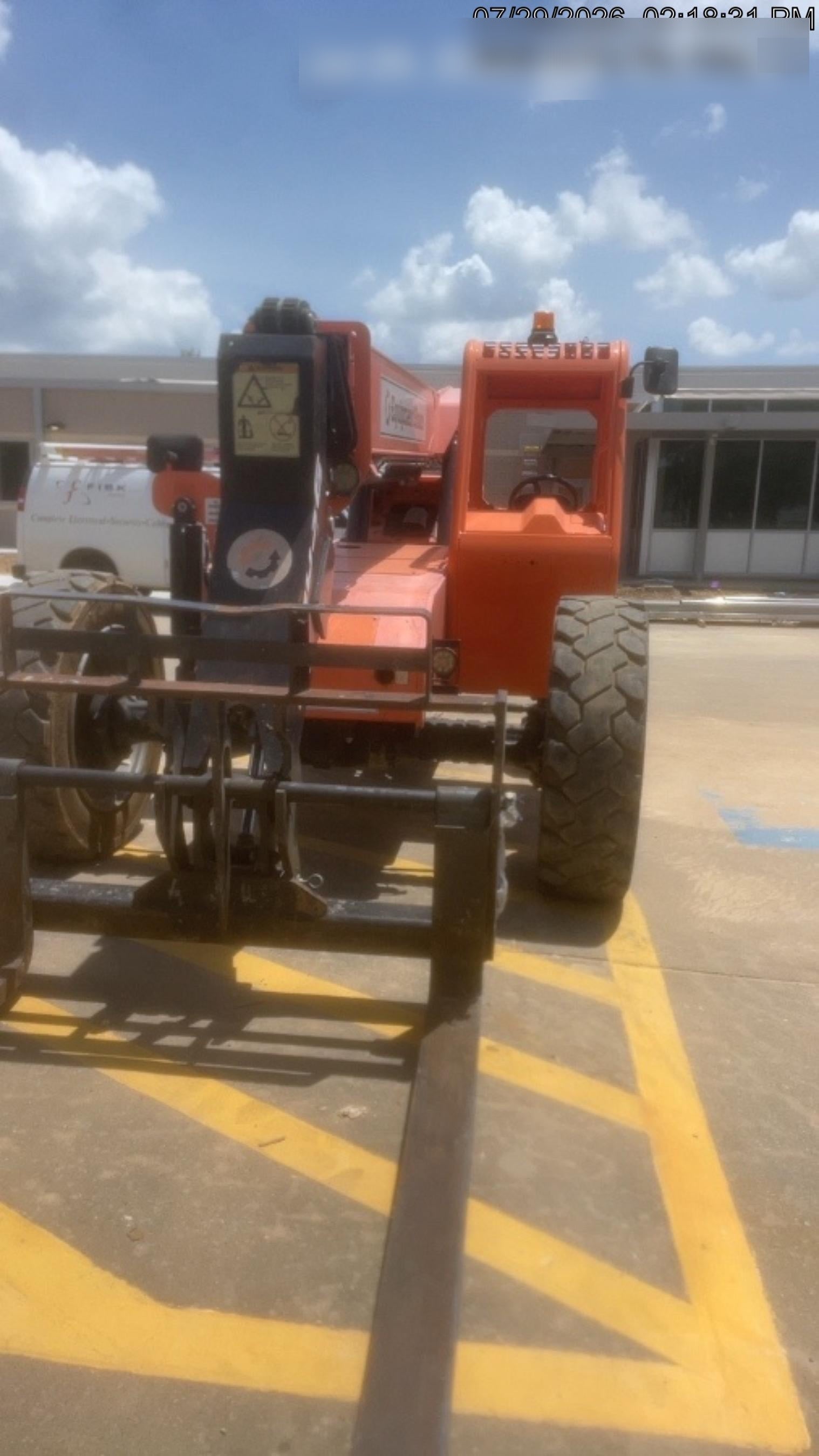 2021 JLG 6036