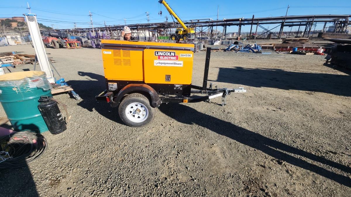 2022 Lincoln Electric LE400 Kubota V1505, Trlr, Cable Rack, Light Kit, ES Decals, T3