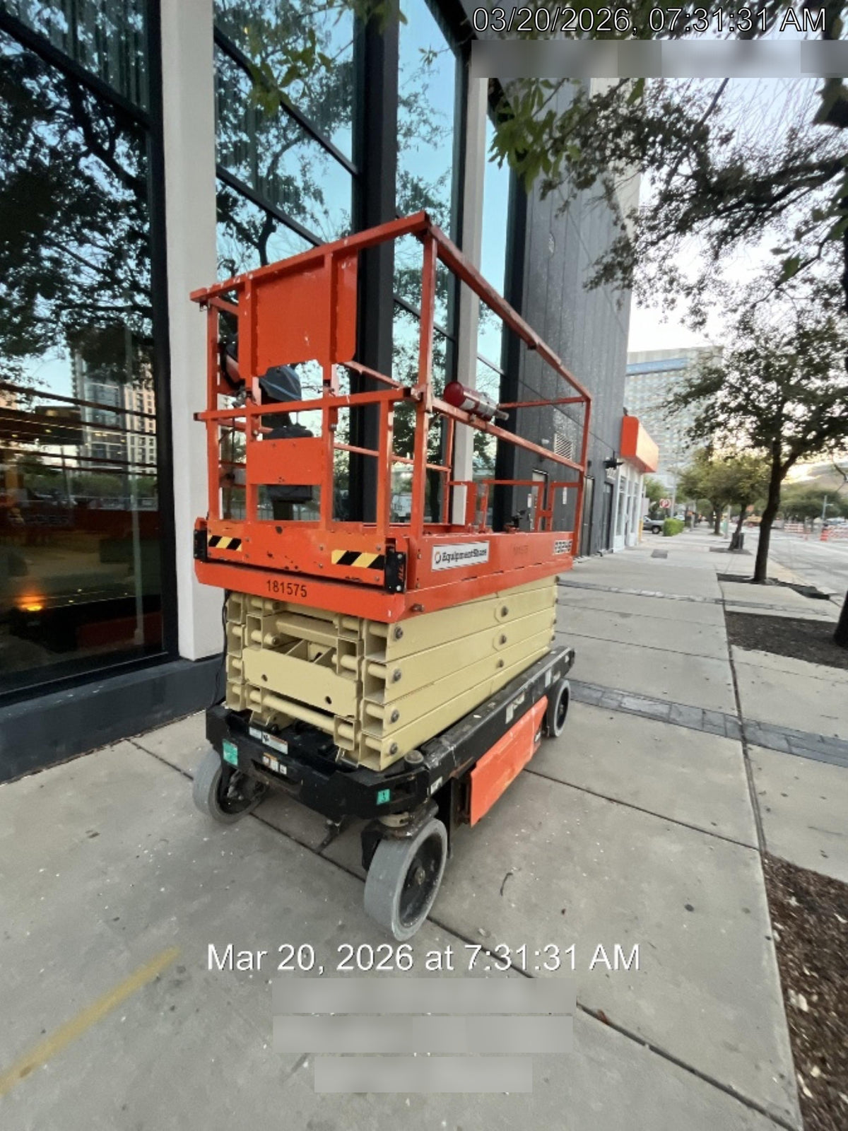 2021 JLG R3246