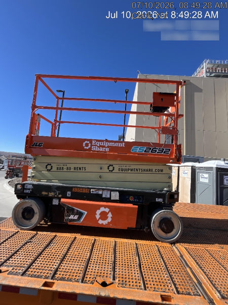 2023 JLG ES2632